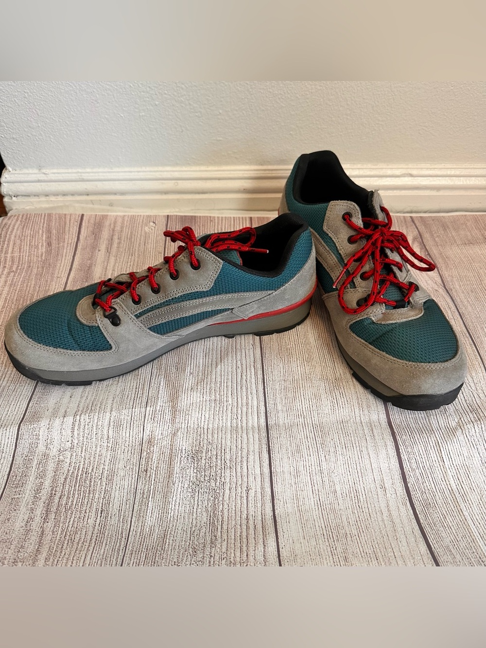 Columbia Men's Athletic Trail Shoes - Teal, Gray & Red